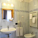 Posta - Famiglia Pra Dal 1866 A Caprile 4*