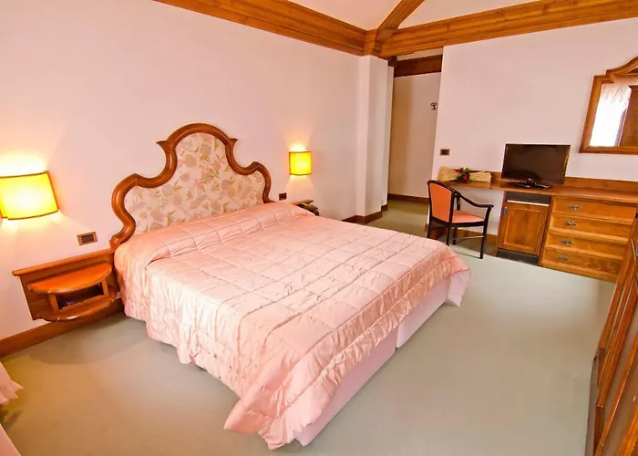 Posta - Famiglia Pra Dal 1866 A Caprile 4*