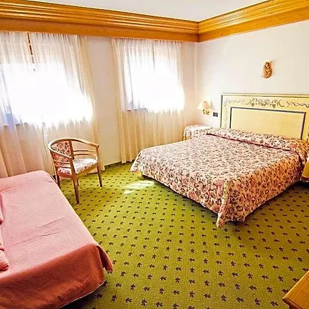 Posta - Famiglia Pra Dal 1866 A Caprile 4*