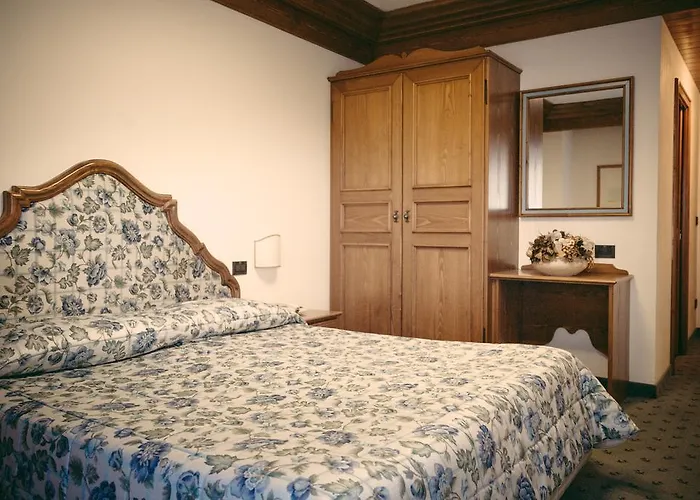 Posta - Famiglia Pra Dal 1866 A Caprile Alleghe