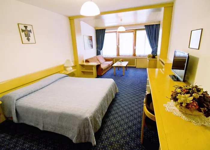 Posta - Famiglia Pra Dal 1866 A Caprile 4*